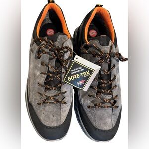 NEW IN BOX Ara Gore-Tex Trail Sneakers Perfect for Winter, Outdoor Activities